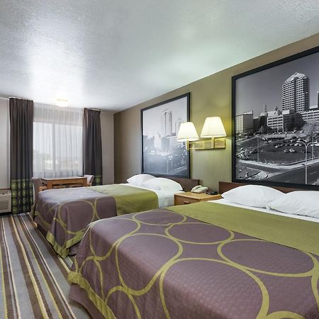 Super 8 By Wyndham Bernalillo Hotell Eksteriør bilde