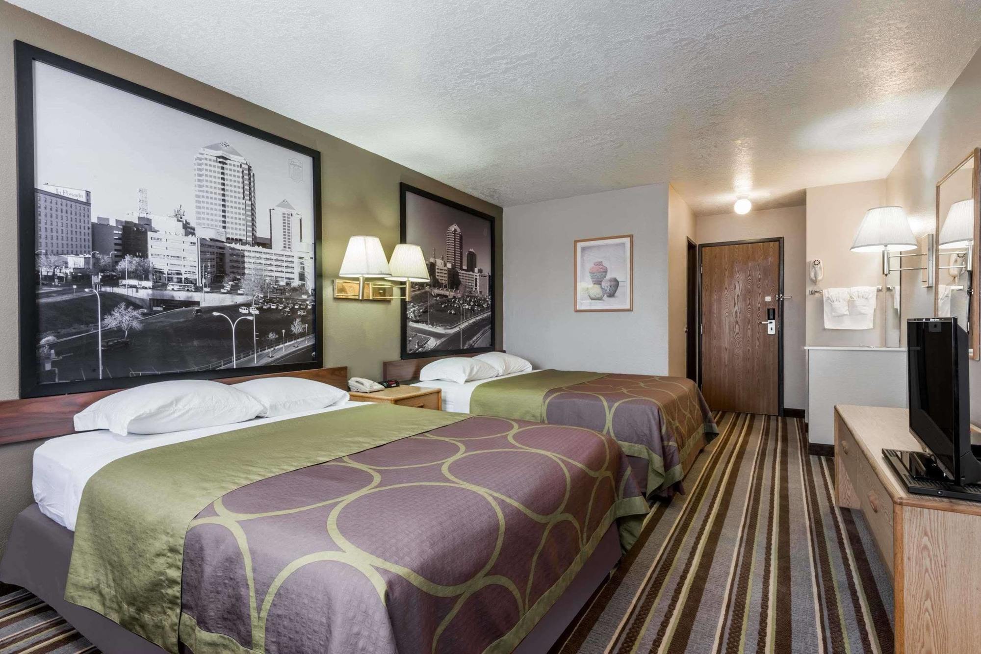 Super 8 By Wyndham Bernalillo Hotell Eksteriør bilde